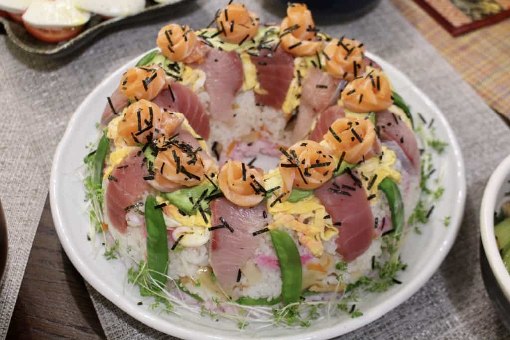 Sushi cake