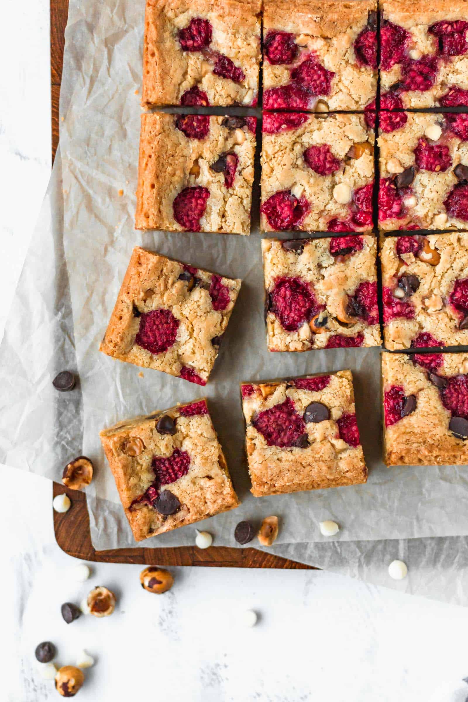 Raspberry hazelnut chocolate chip blondies